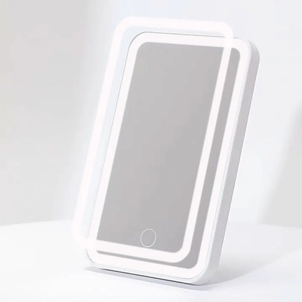 light-up-led-car-vanity-mirror-attachment-41192567_5.jpg